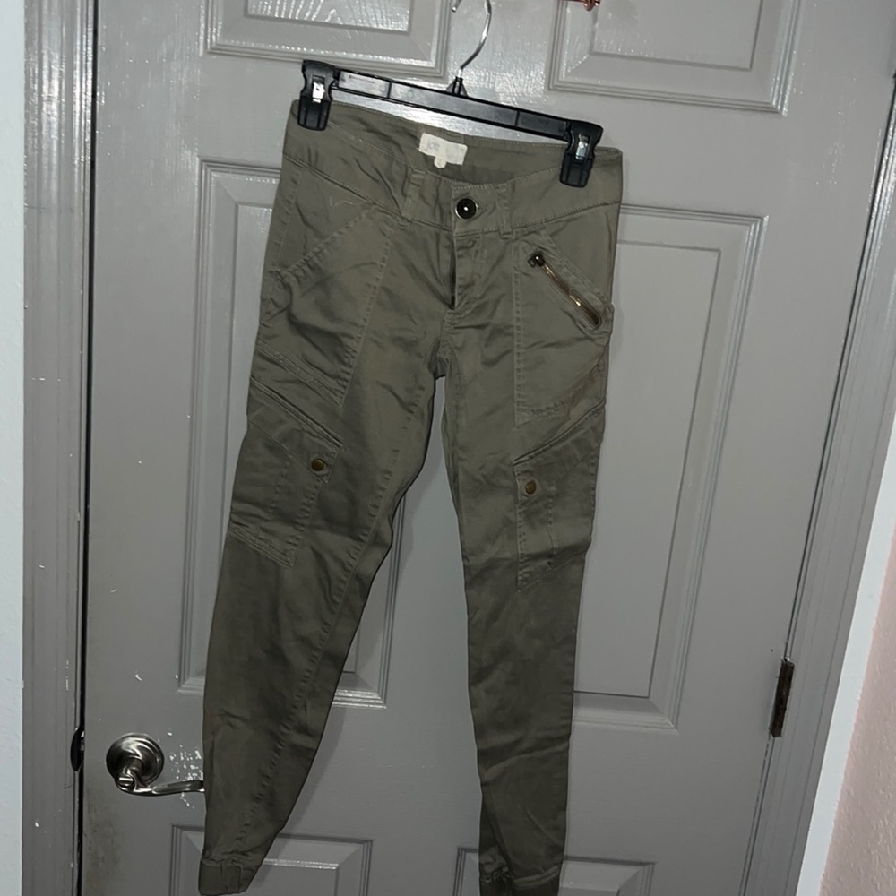 Green pants size 3